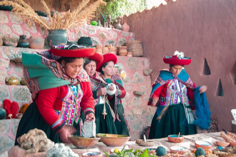 Discover the Art of Quechua Weaving in Chinchero, Peru